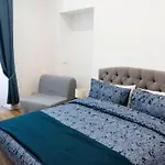 Heaven Luxury Home - 4 Bedroom 3 Bth, 13 Pr, Dowtown