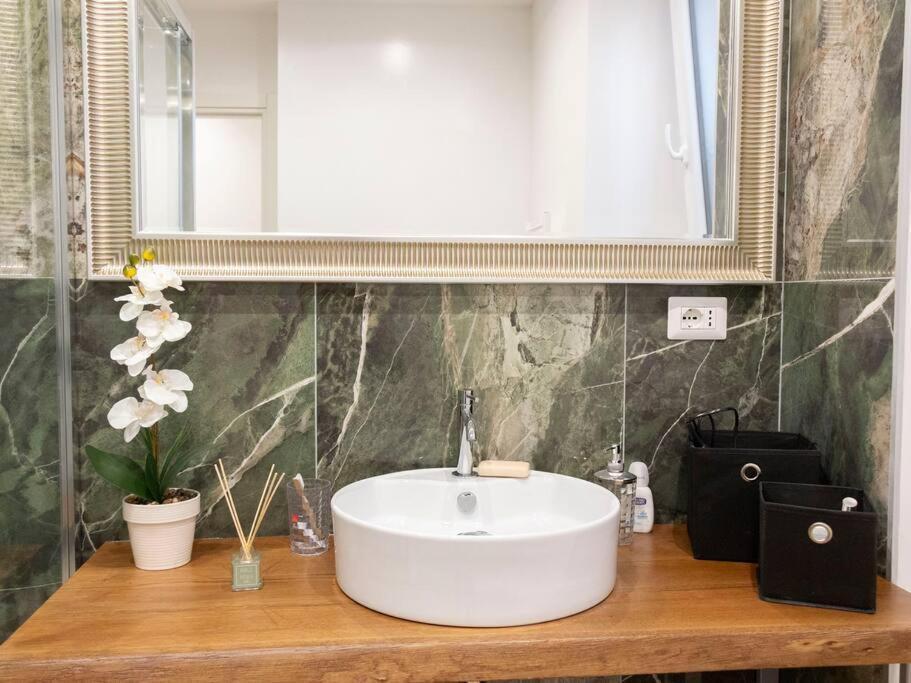 Heaven Luxury - 4 Bedroom 3 Bth, 13 Pr, Dowtown *