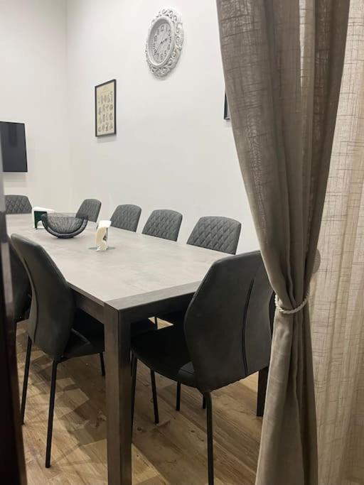 Heaven Luxury - 4 Bedroom 3 Bth, 13 Pr, Dowtown Lägenhet Rom